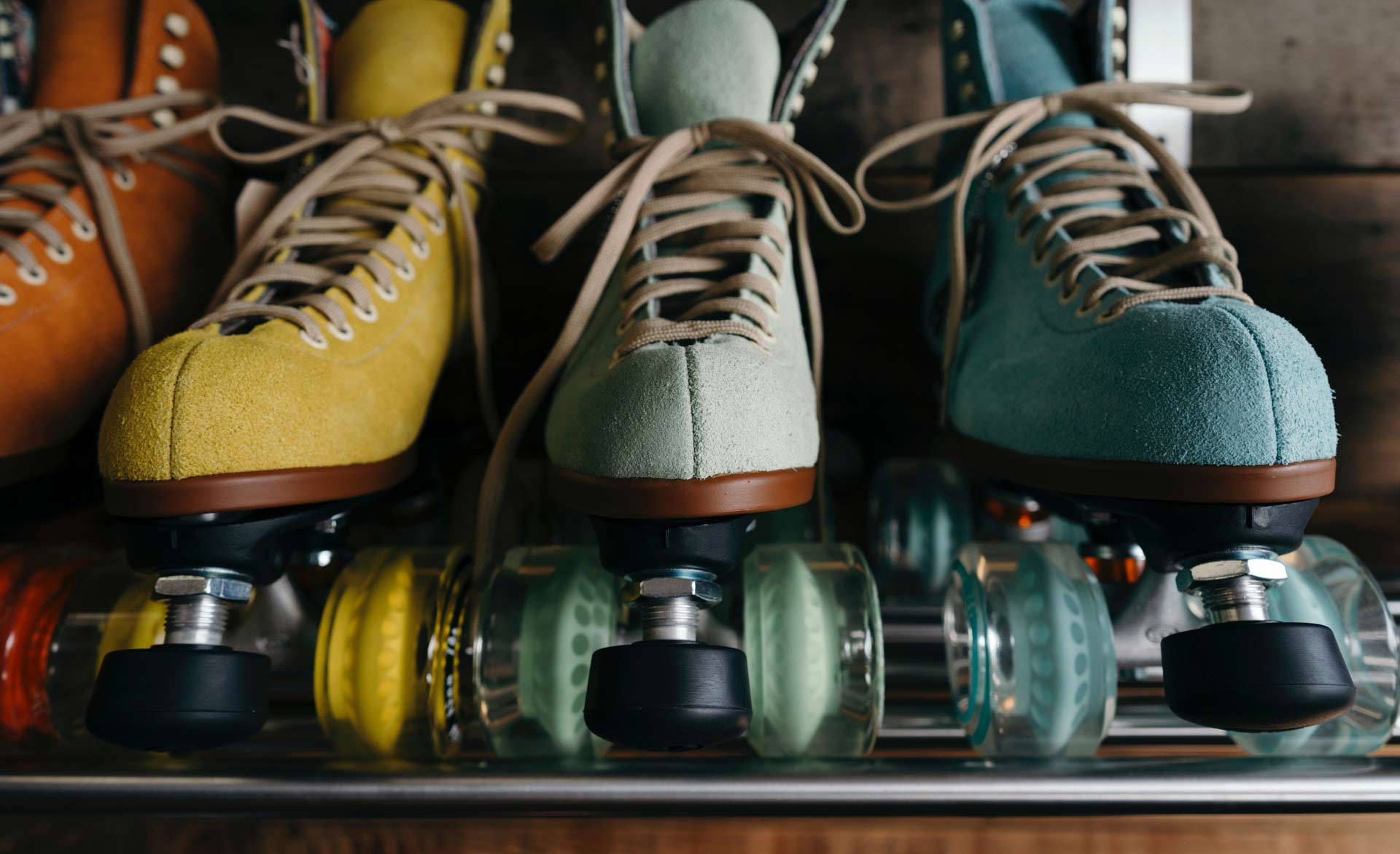 classic-colouful-footwear-2044088